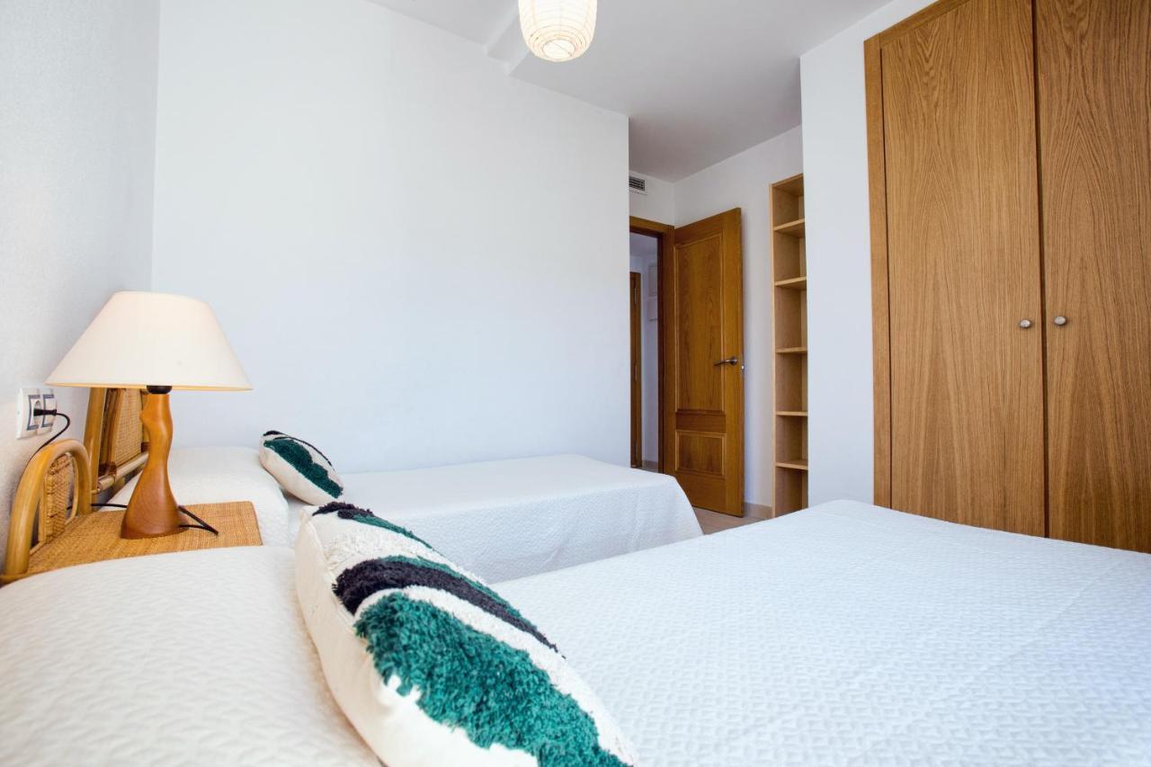 Zurich 47 By Homeprive Dénia Extérieur photo