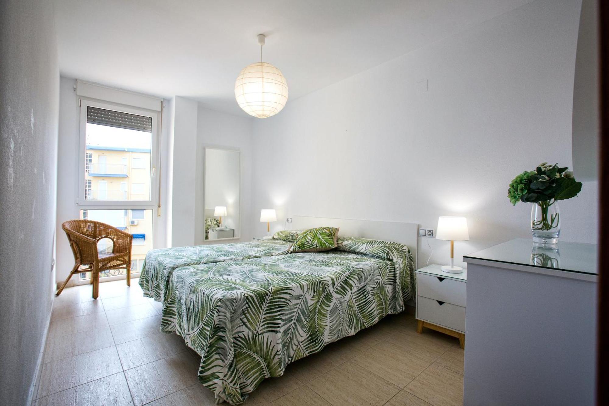 Zurich 47 By Homeprive Dénia Extérieur photo